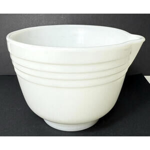 Vtg White Milk Glass Hamilton Beach Pyrex Ribbed Mixing Bowl Pour Spout 6" #13
